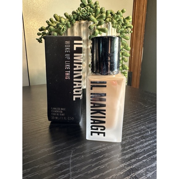 IL MAKIAGE Other - IL MAKIAGE Woke Up Like This Flawless Base Foundation 010 1 oz New & Sealed